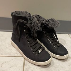 Ugg Starlyn black high top sneaker size 8.5